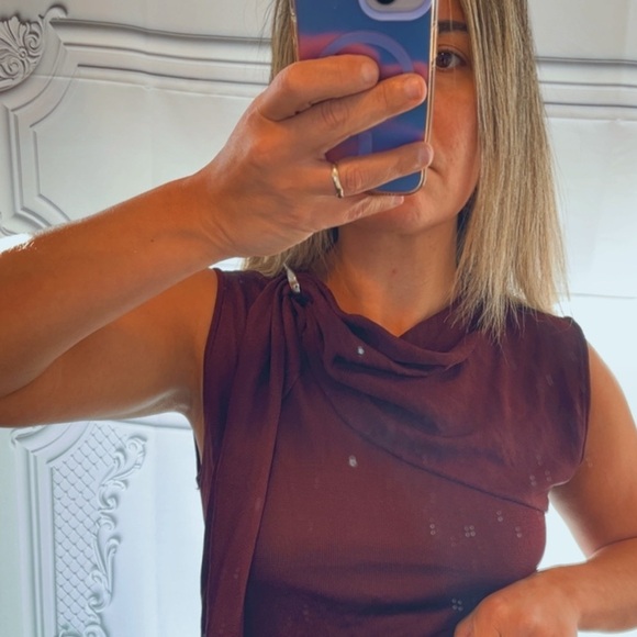 New year sale NWT KNIT burgundy TOP WITH GOLDEN APPLIQUÉ SIZE S
🚨FIRM PRICE - Picture 12 of 13